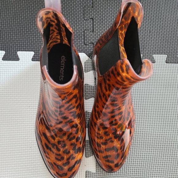 Elements leopard Chelsea rain boot - Picture 3 of 3